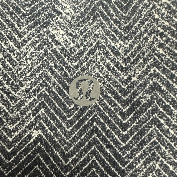 Lululemon Womens Size 6 High-Waisted Leggings Black & White Pattern - Picture 3 of 4